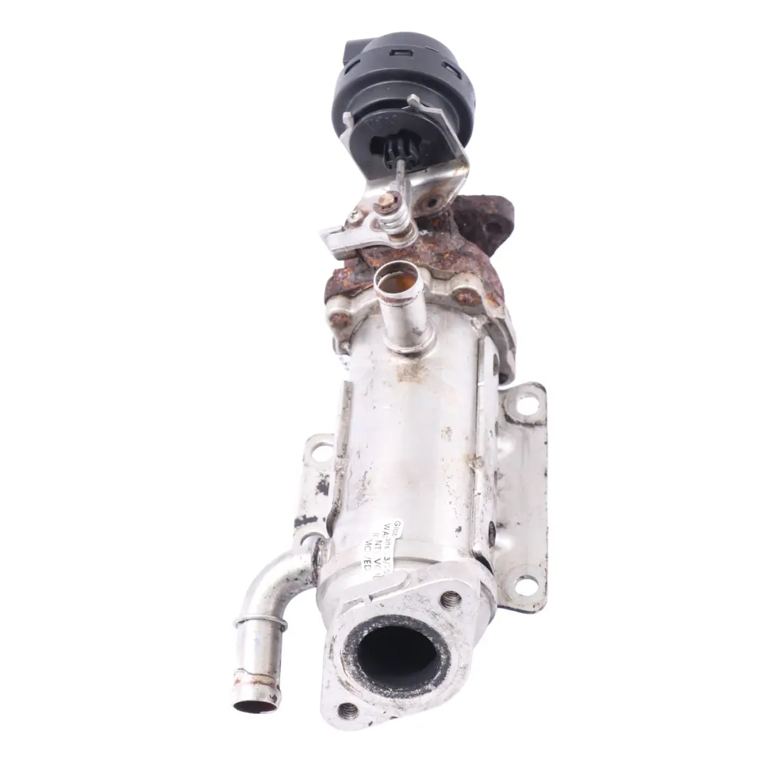 Chłodniczka Spalin EGR do Opel Vivaro Renault Trafic 2.0 Diesel o numerze 8200873678 Opel Vivaro Renault Trafic 2.0 Diesel Chłodniczka Spalin EGR - SKU 8200873678 - Numer Części 8200873678