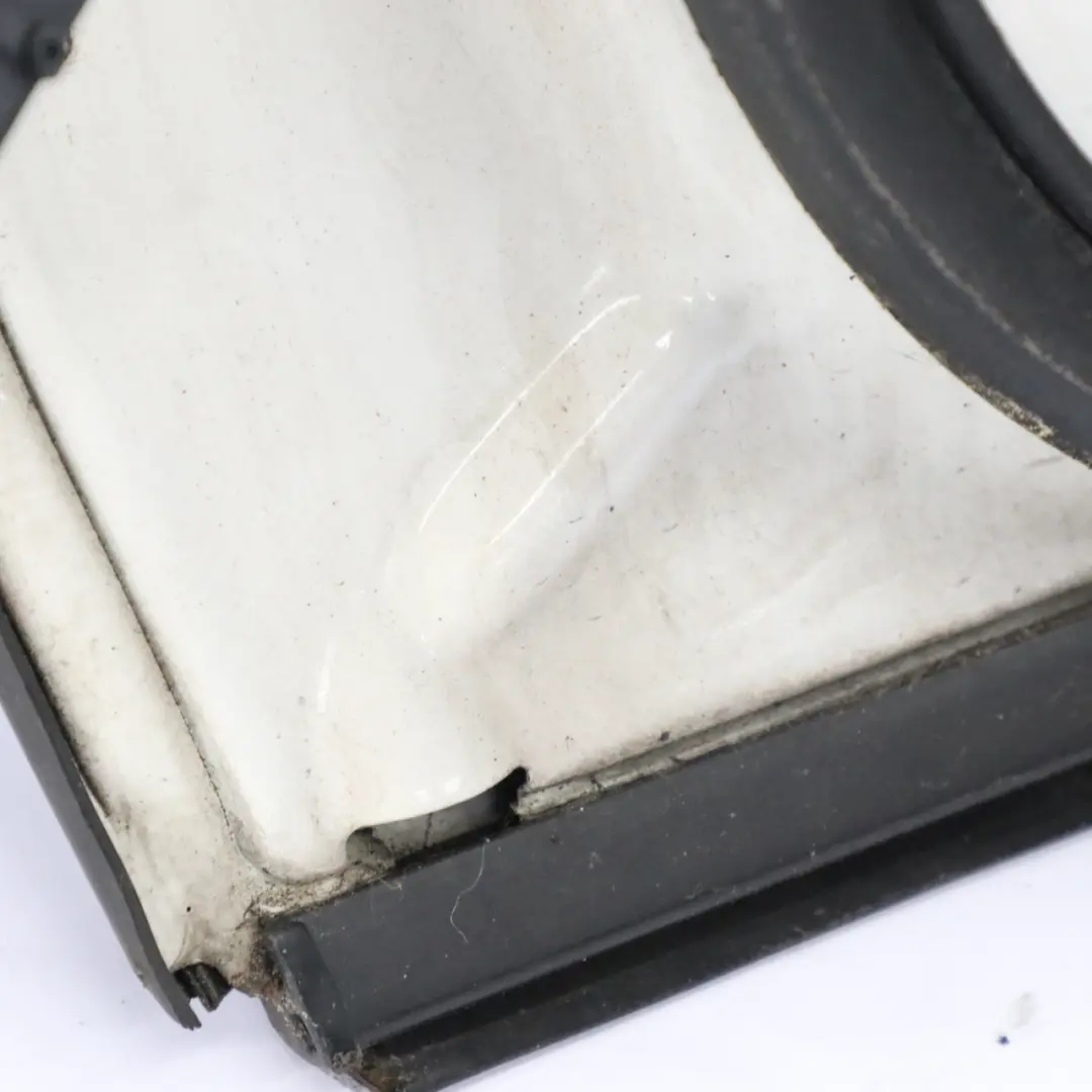 Puerta Delantera Derecha Alpinweiss Alpine Blanco 3 - 300 para BMW E38 con número de pieza 8215310 BMW E38 Puerta Delantera Derecha Alpinweiss Alpine Blanco 3 - 300 - SKU 8215310-AW - Número de pieza 8215310