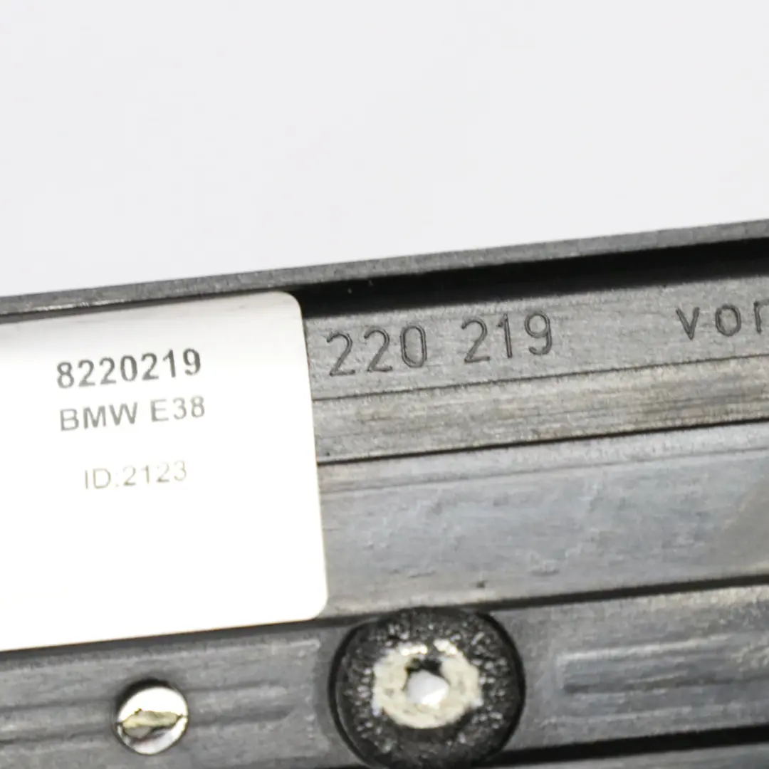 Vordertür Eingang Abdeckung Leiste Trim Panel links BMW E38 Limousine - SKU 8220219 - Teilenummer 8220219