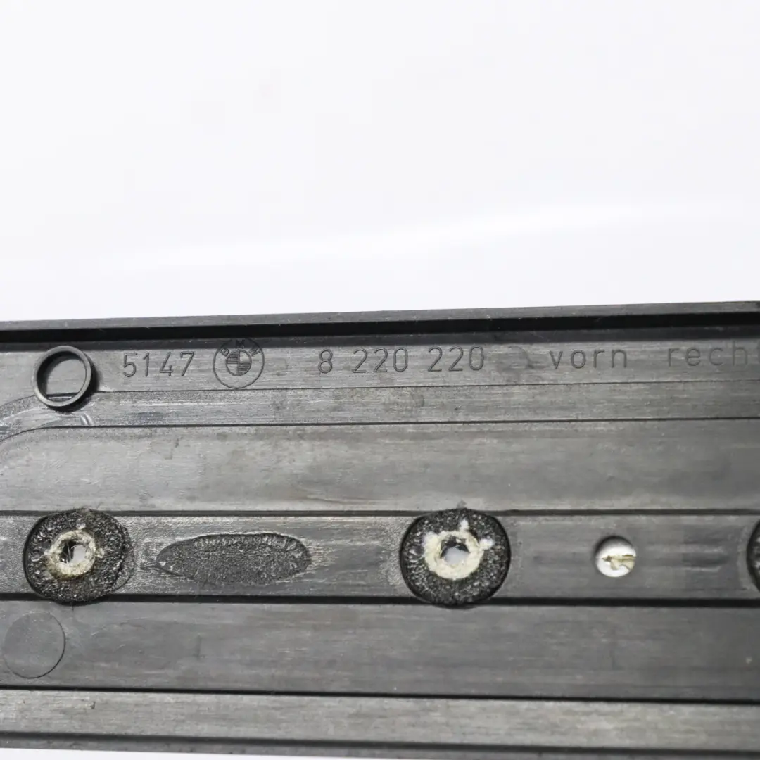 Vordertür Eingang Abdeckung Leiste Trim Panel rechts für BMW E38 Limousine mit Teilenummer 8220220 BMW E38 Limousine Vordertür Eingang Abdeckung Leiste Trim Panel rechts - SKU 8220220 - Teilenummer 8220220