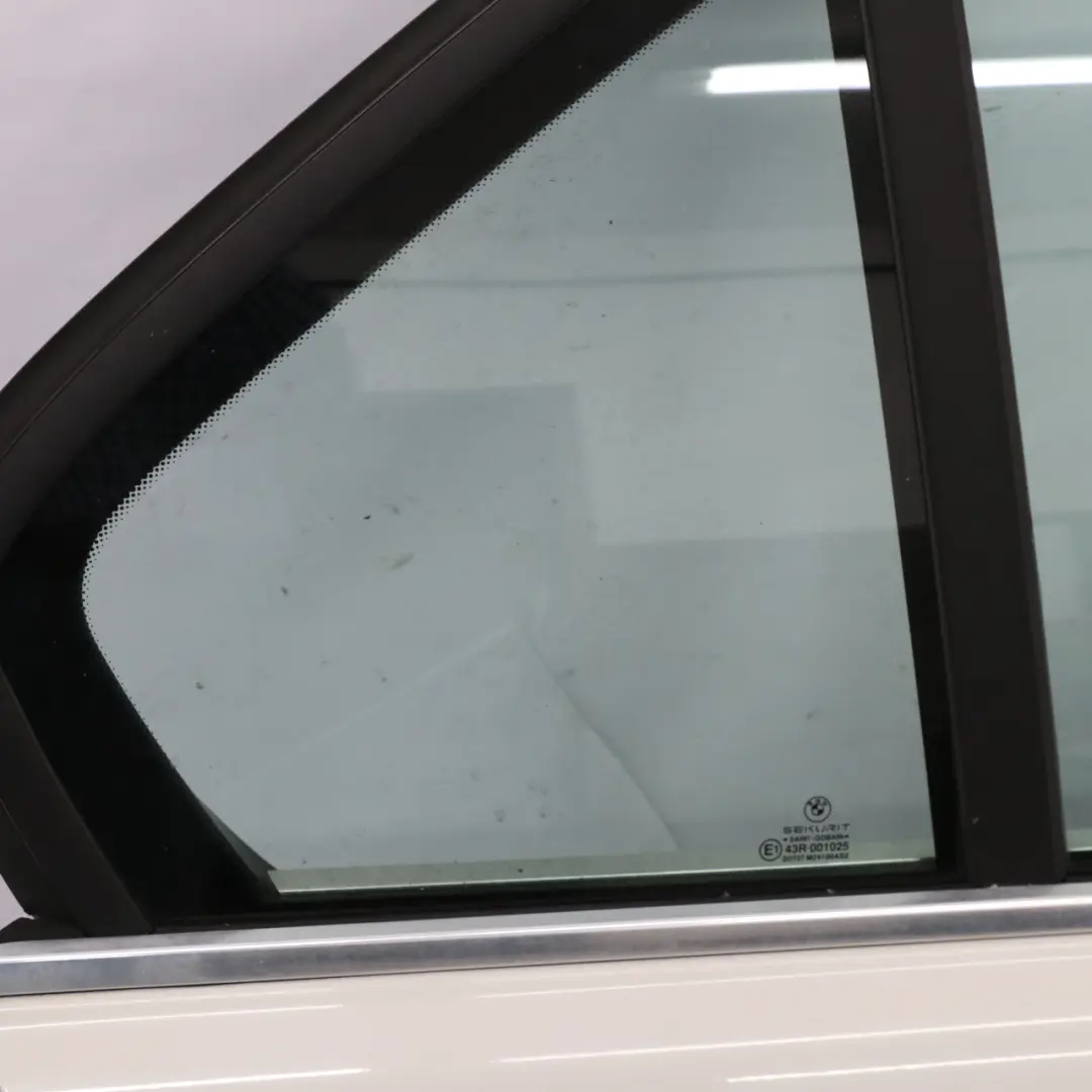 Door Rear Right O/S Alpinweiss Alpine White 3 - 300 to BMW E38 with Part number 8223886 BMW E38 Door Rear Right O/S Alpinweiss Alpine White 3 - 300 - SKU 8223886-AW - Part number 8223886