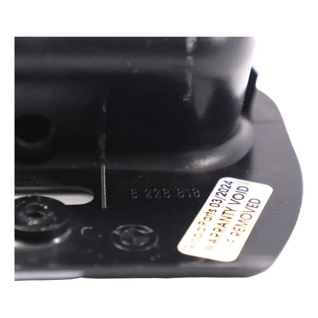 Boot Trunk Lid Interior Grab Handle Trim Black to BMW E38 Tailgate with Part number 8228818 BMW E38 Tailgate Boot Trunk Lid Interior Grab Handle Trim Black - SKU 8228818 - Part number 8228818