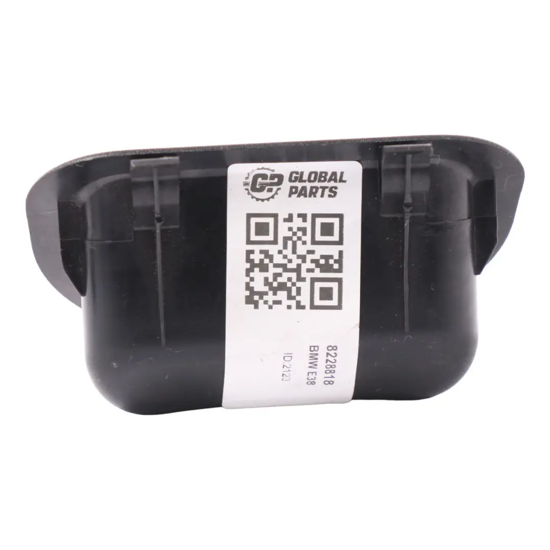 Portellone posteriore bagagliaio coperchio maniglia presa nero per BMW E38 con numero di parte 8228818 BMW E38 Portellone posteriore bagagliaio coperchio maniglia presa nero - SKU 8228818 - Numero di parte 8228818