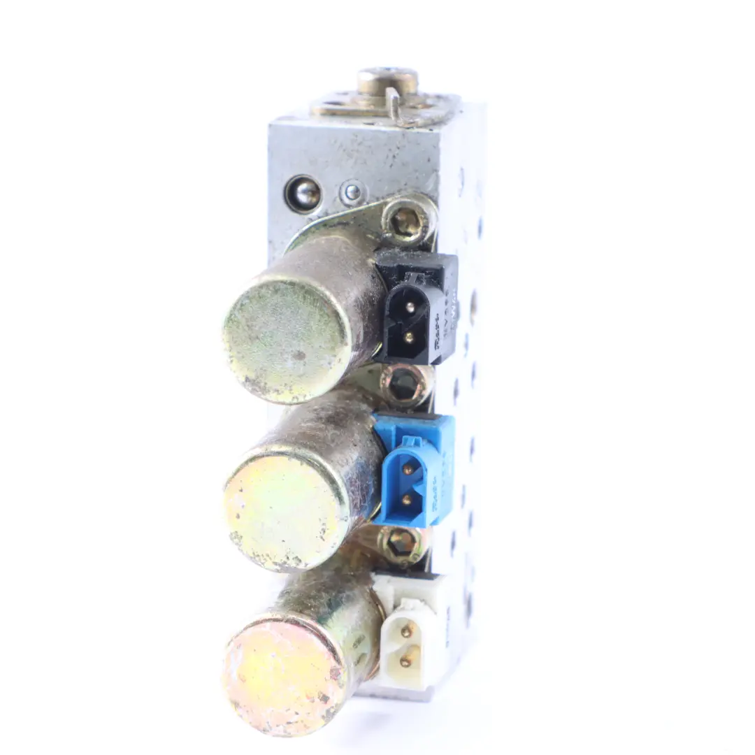 Bloc de valves BMW E46 Valve de commande du toit pliant convertible pour à propos du numéro de pièce 8234529 Bloc de valves BMW E46 Valve de commande du toit pliant convertible - SKU 8234529 - Numéro de pièce 8234529