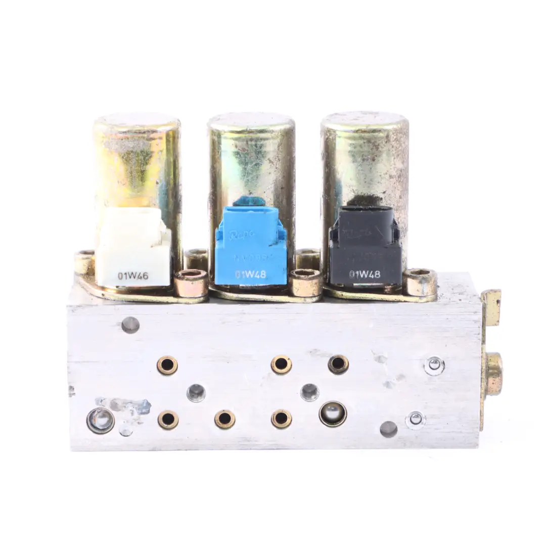 Bloc de valves BMW E46 Valve de commande du toit pliant convertible pour à propos du numéro de pièce 8234529 Bloc de valves BMW E46 Valve de commande du toit pliant convertible - SKU 8234529 - Numéro de pièce 8234529