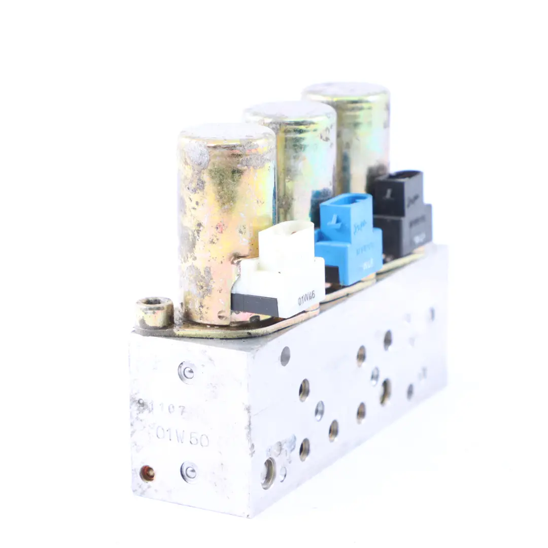 Bloc de valves BMW E46 Valve de commande du toit pliant convertible pour à propos du numéro de pièce 8234529 Bloc de valves BMW E46 Valve de commande du toit pliant convertible - SKU 8234529 - Numéro de pièce 8234529