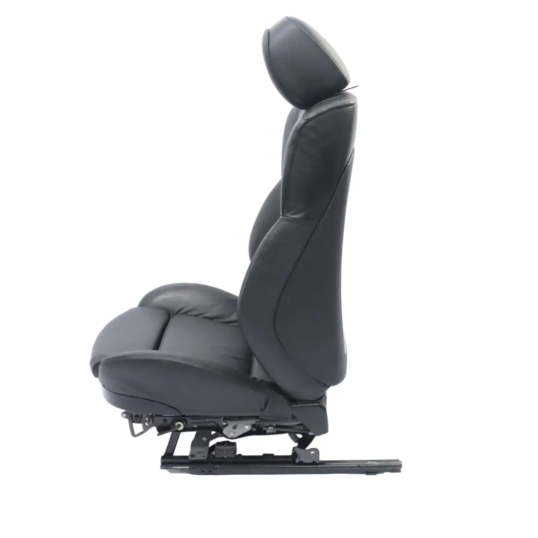Siège BMW E46 Avant droit Cuir noir Montana Schwarz pour à propos du numéro de pièce 8234946 Siège BMW E46 Avant droit Cuir noir Montana Schwarz - SKU 8234946-4 - Numéro de pièce 8234946
