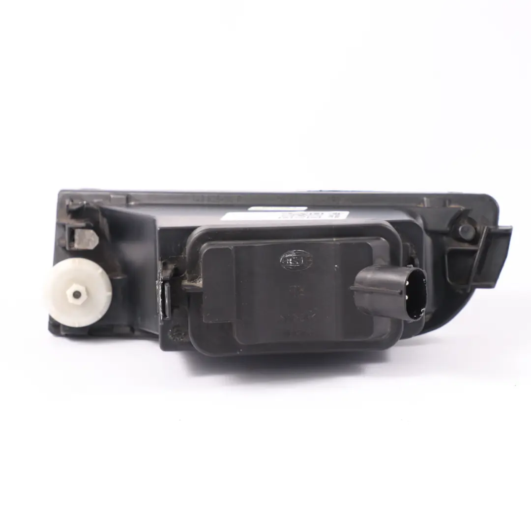 Front Right O/S Bumper Fog Lamp Light Halogen to BMW E38 with Part number 8352024 BMW E38 Front Right O/S Bumper Fog Lamp Light Halogen - SKU 8352024 - Part number 8352024
