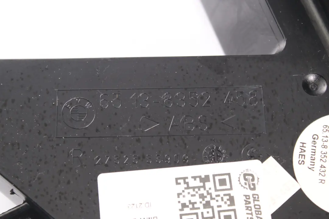 Scatola altoparlanti BMW E38 Scheda porta posteriore destra Stereo HiFi per con numero di parte 8352432 Scatola altoparlanti BMW E38 Scheda porta posteriore destra Stereo HiFi - SKU 8352432 - Numero di parte 8352432