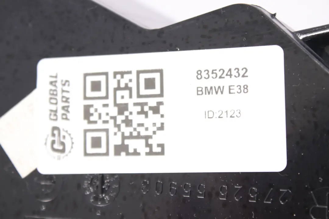 Boîtier de haut-parleur BMW E38 Carte porte arrière droite stéréo HiFi pour à propos du numéro de pièce 8352432 Boîtier de haut-parleur BMW E38 Carte porte arrière droite stéréo HiFi - SKU 8352432 - Numéro de pièce 8352432