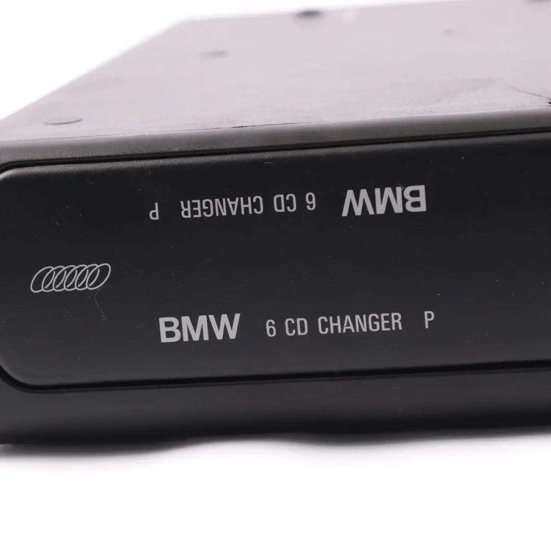  Changeur CD BMW E38 Compact Changeur 6 disques sans magasin - SKU 8361058 - Numéro de pièce 8361058