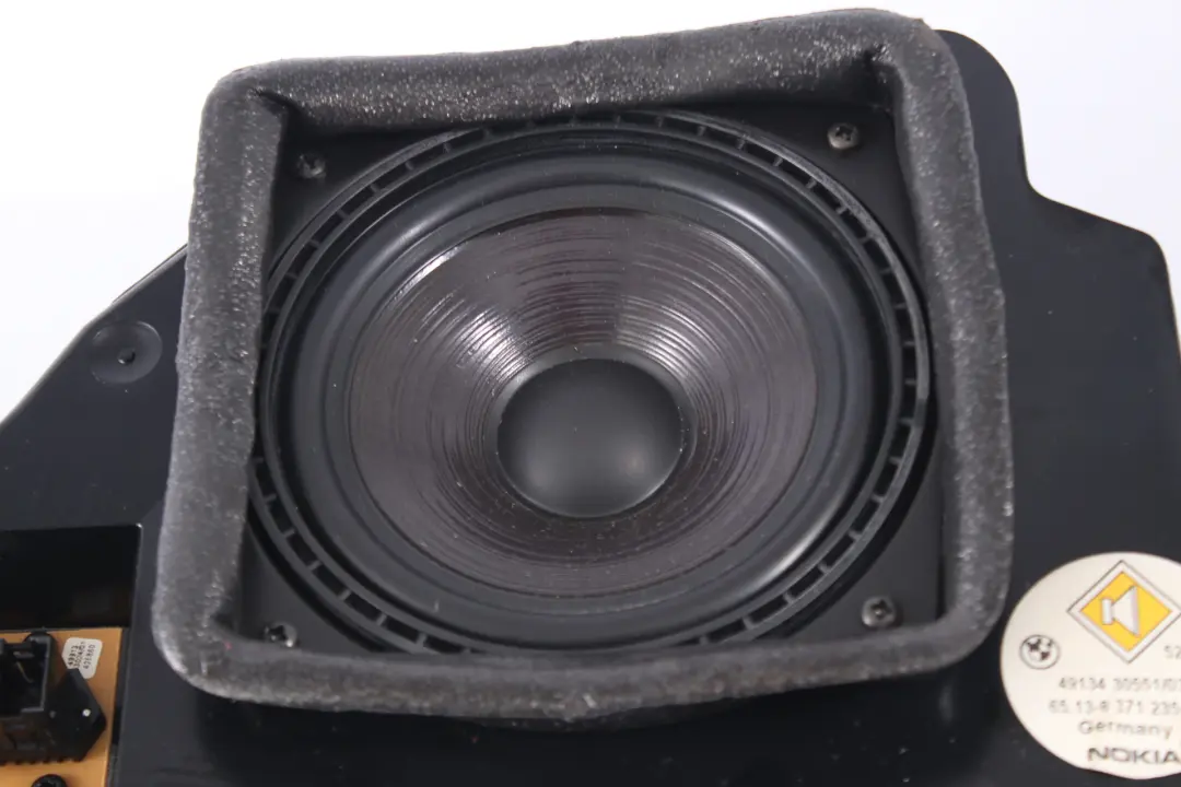 BMW E38 Altavoz Tarjeta de Puerta HiFi Audio Altavoz Delantero Izquierdo - SKU 8371235 - Número de pieza 8371235