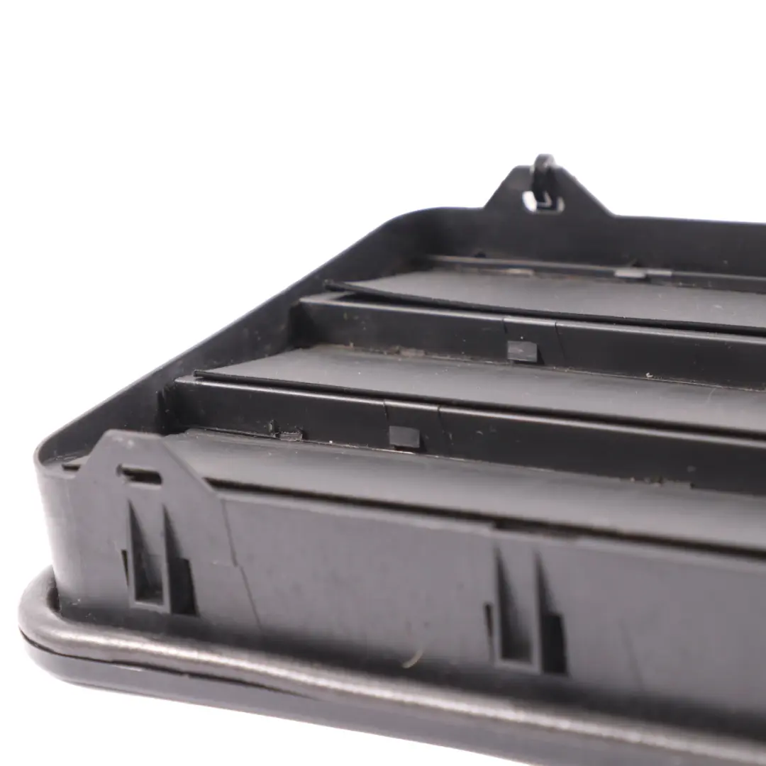 Odpowietrznik Kratka Tylnego Zderzaka Prawy Lewy do BMW E39 E46 E53 o numerze 8377280 BMW E39 E46 E53 Odpowietrznik Kratka Tylnego Zderzaka Prawy Lewy - SKU 8377280 - Numer Części 8377280