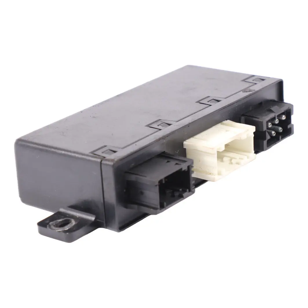 Moduł sterowania szybami drzwi ECU ZB PMBT LOW do BMW E38 o numerze 8377601 BMW E38 Moduł sterowania szybami drzwi ECU ZB PMBT LOW - SKU 8377601 - Numer Części 8377601