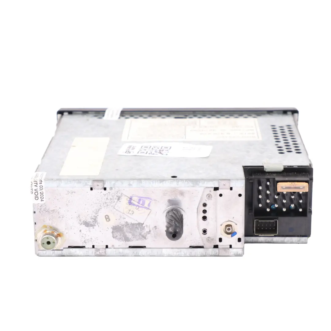 Radio Business CD RDS Unità principale del lettore audio per BMW E38 con numero di parte 8379279 BMW E38 Radio Business CD RDS Unità principale del lettore audio - SKU 8379279 - Numero di parte 8379279