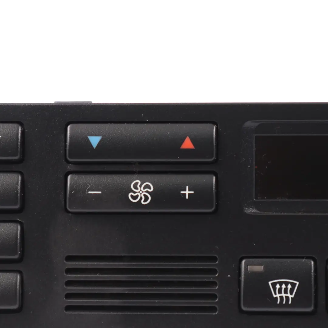 Radio-Klimaanlage-Klimaanlagen-Steuergerät Schalttafel Schwarz für BMW E38 mit Teilenummer 8385590 BMW E38 Radio-Klimaanlage-Klimaanlagen-Steuergerät Schalttafel Schwarz - SKU 8385590 - Teilenummer 8385590