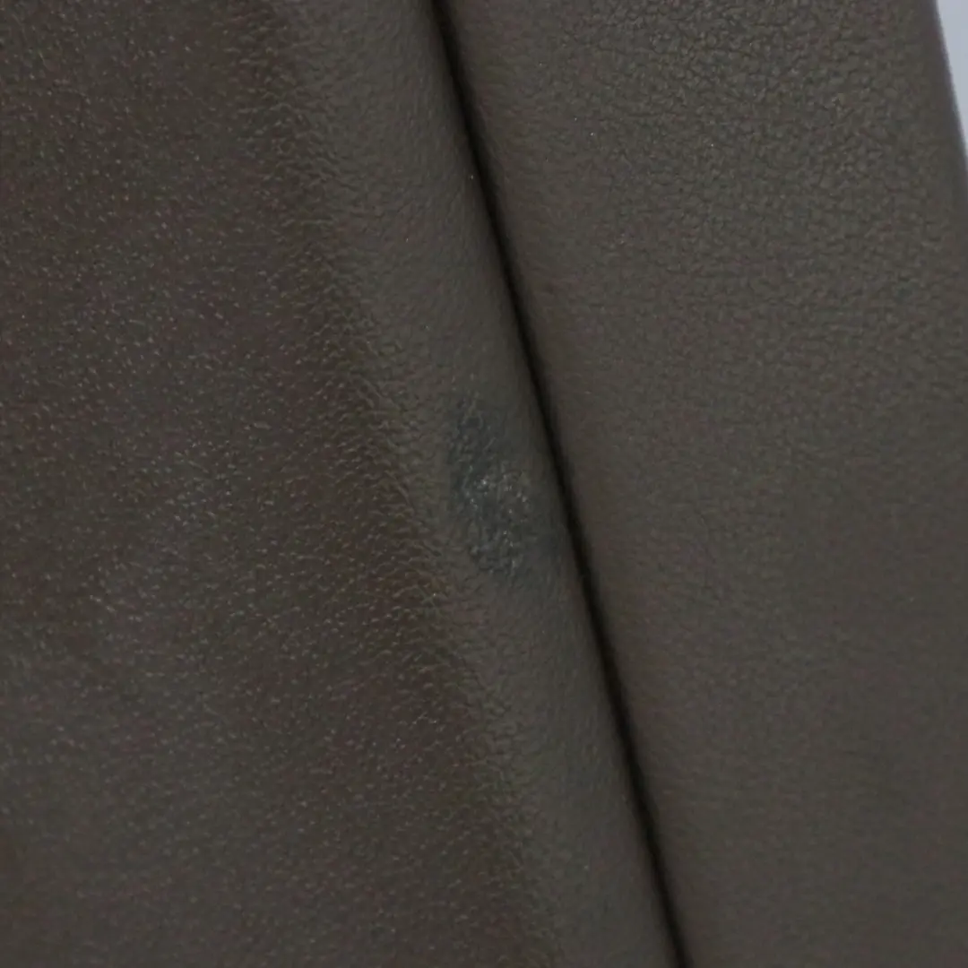 Osłona Panel Boczek Tylnej Kanapy Prawy Tylny Skóra Mokka do BMW G20 o numerze 8491234 BMW G20 Osłona Panel Boczek Tylnej Kanapy Prawy Tylny Skóra Mokka - SKU 8491234 - Numer Części 8491234