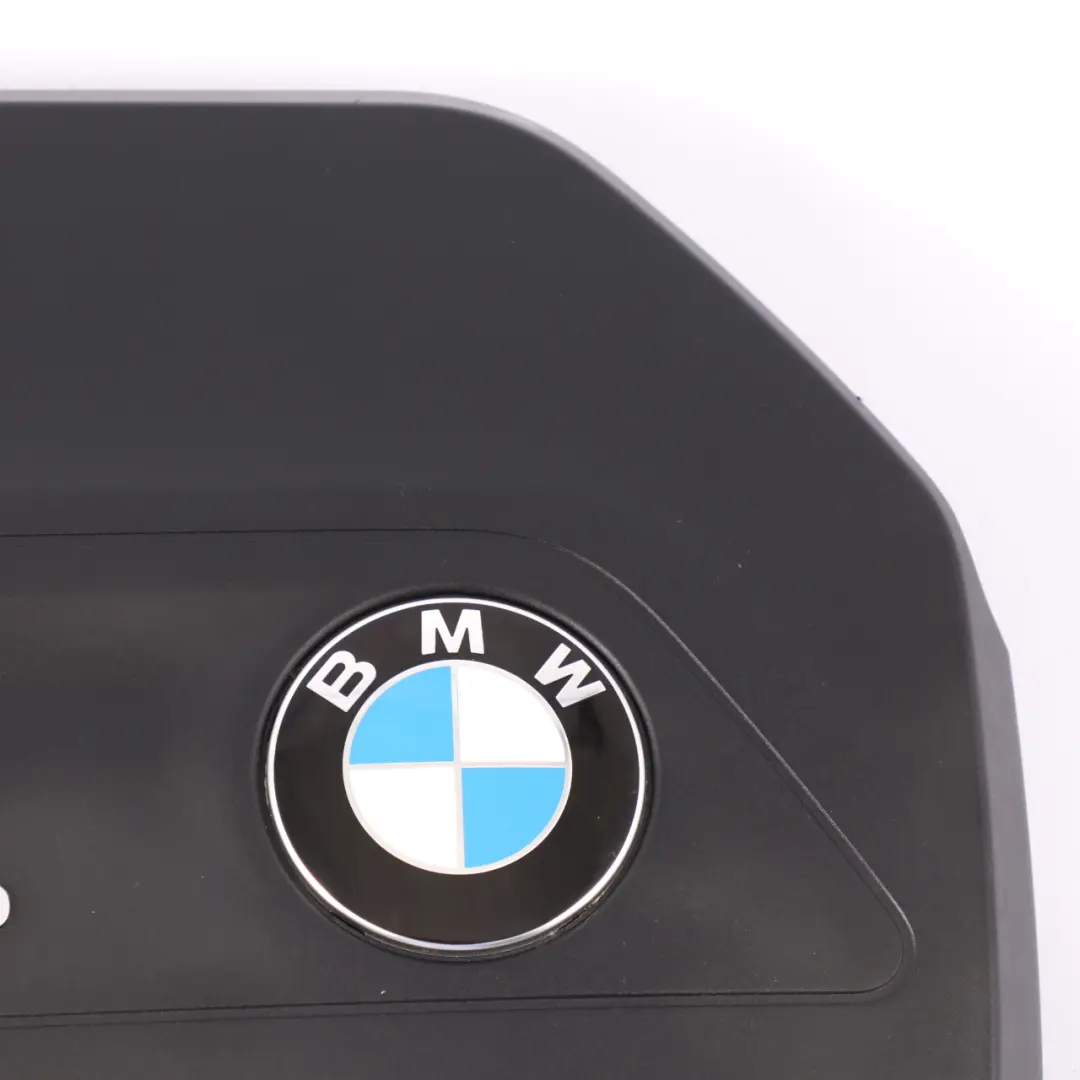 B37 Motore Diesel Coperchio Top Pannello Acustico per BMW F45 F46 X1 F48 con numero di parte 8514201 BMW F45 F46 X1 F48 B37 Motore Diesel Coperchio Top Pannello Acustico - SKU 8514201 - Numero di parte 8514201