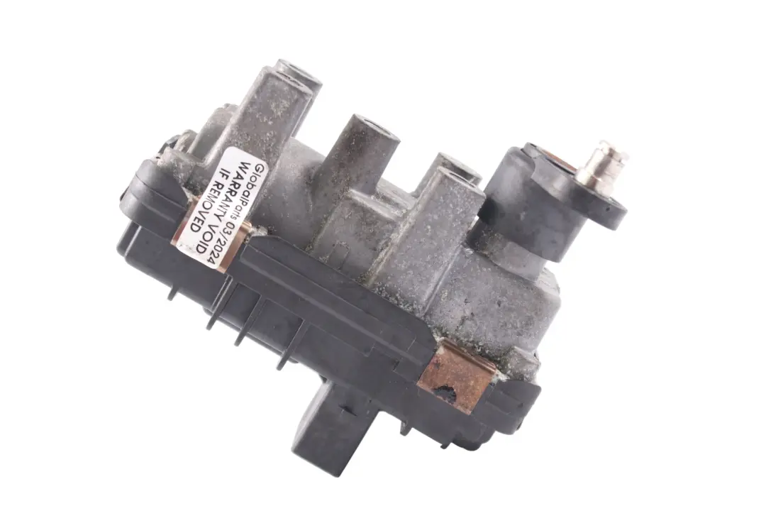 BMW E90 LCI N47N Siłownik Turbo Turbosprężarki - SKU 8515188-4 - Numer Części 8515188