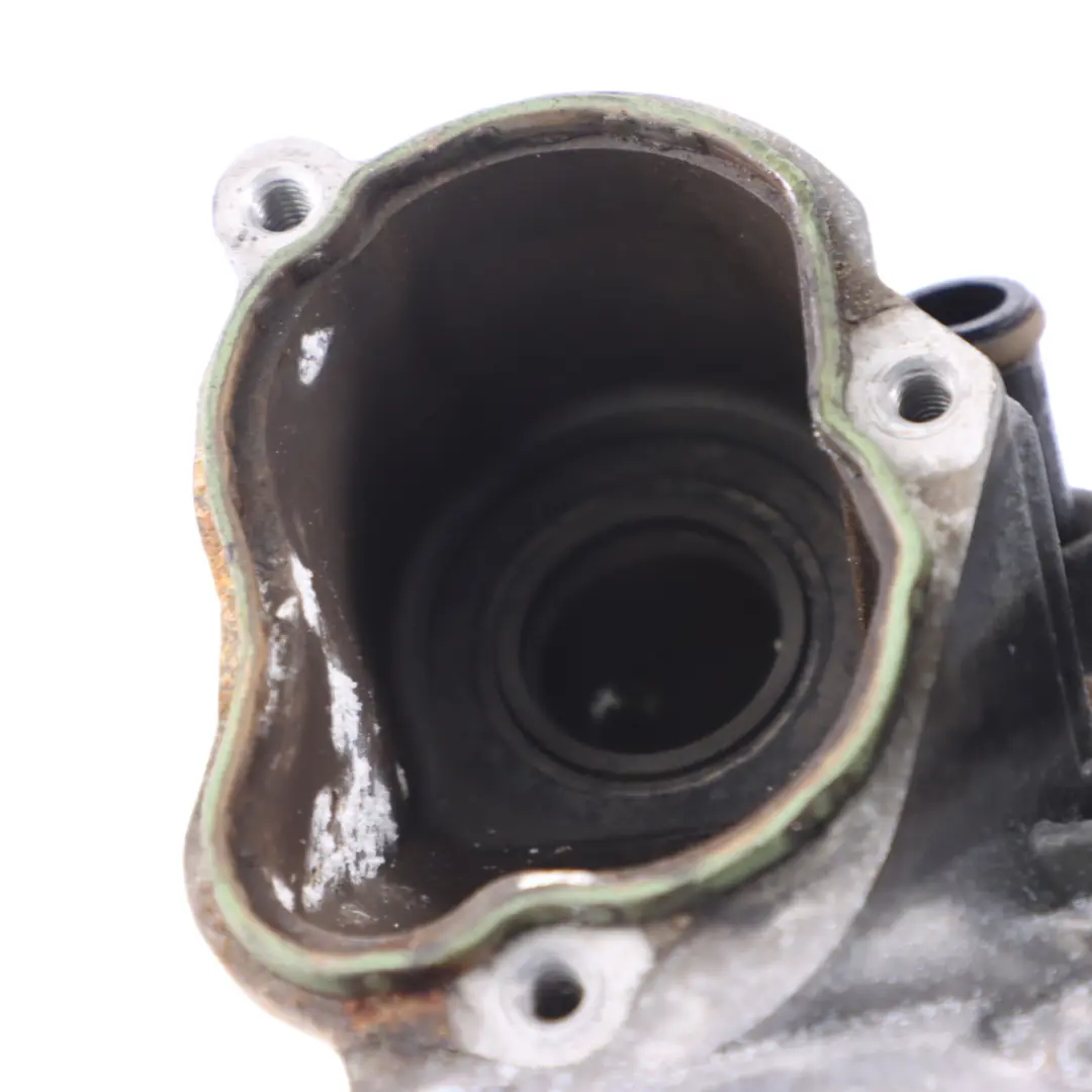 Pompa acqua BMW F30 F31 F32 F10 F11 N57N Unità refrigerante motore per con numero di parte 8516205 Pompa acqua BMW F30 F31 F32 F10 F11 N57N Unità refrigerante motore - SKU 8516205 - Numero di parte 8516205