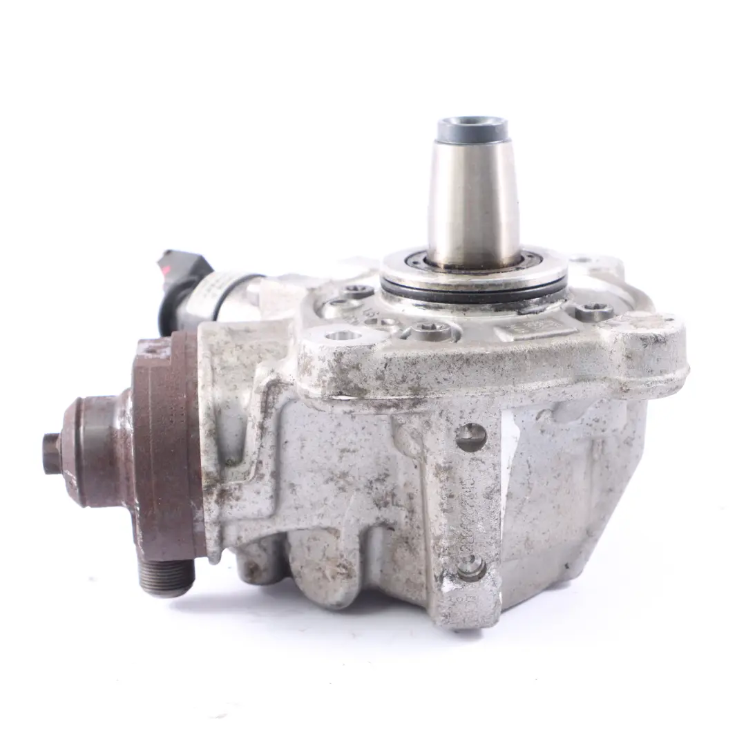 N57 Pompa carburante alta pressione 7800123 per BMW X5 X6 E70 E71 E90 E92 LCI Diesel con numero di parte 8577654 BMW X5 X6 E70 E71 E90 E92 LCI Diesel N57 Pompa carburante alta pressione 7800123 - SKU 8577654-1 - Numero di parte 8577654