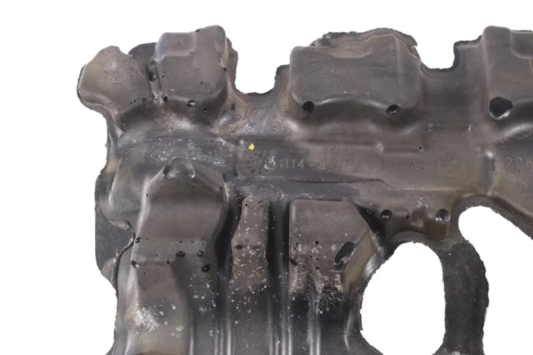 termico BMW G20 G21 G30 G31 Protezione piastra motore destra per Scudo con numero di parte 8579935 Scudo termico BMW G20 G21 G30 G31 Protezione piastra motore destra - SKU 8579935 - Numero di parte 8579935