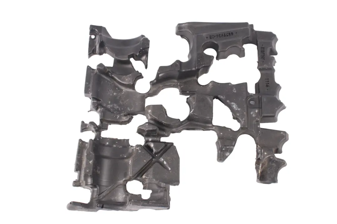 termico BMW G20 G21 G30 G31 Protezione piastra motore sinistra per Scudo con numero di parte 8579936 Scudo termico BMW G20 G21 G30 G31 Protezione piastra motore sinistra - SKU 8579936 - Numero di parte 8579936