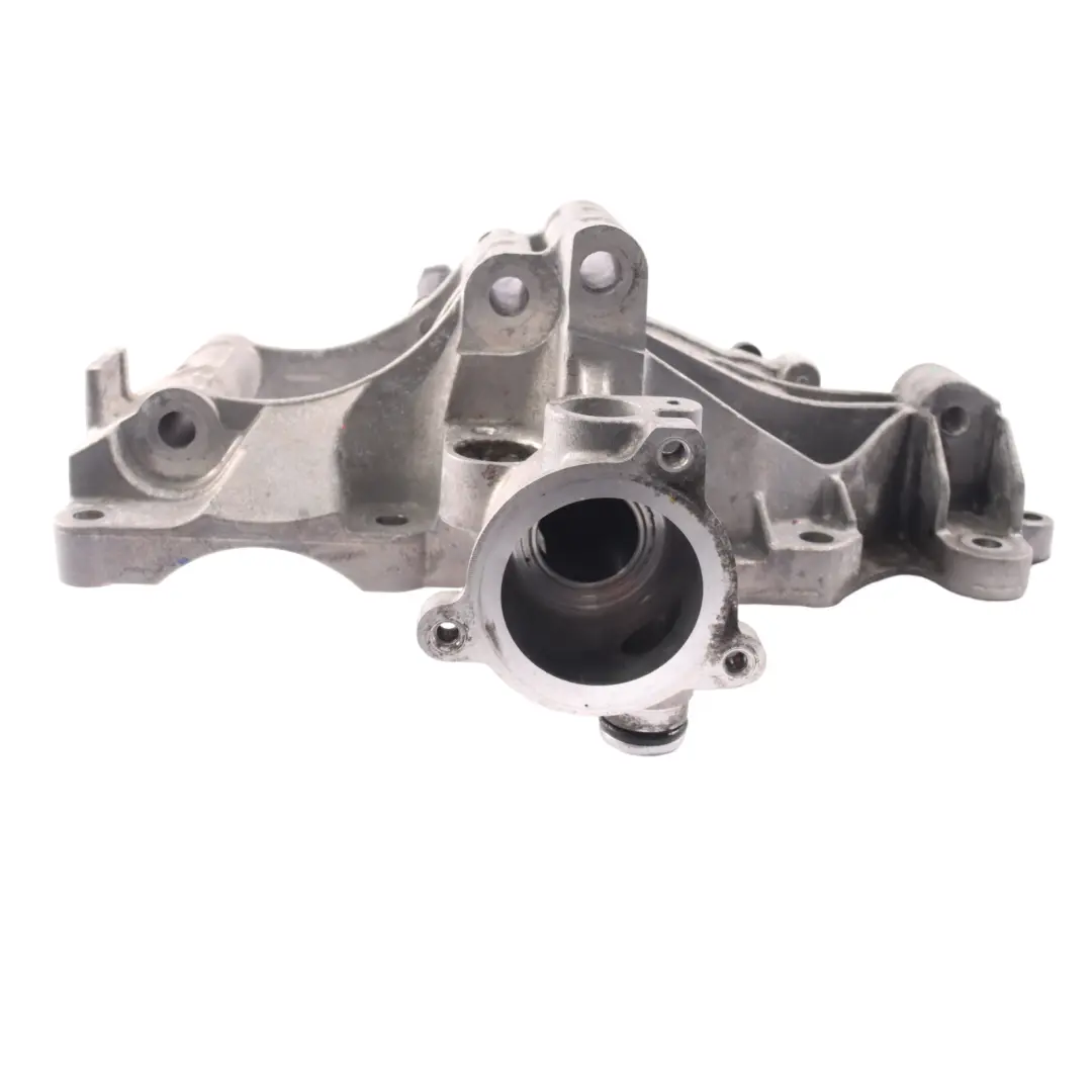 B47 Pompa Wody Obudowa Termostatu do BMW G20 G21 G30 G31 Diesel o numerze 8591718 BMW G20 G21 G30 G31 Diesel B47 Pompa Wody Obudowa Termostatu - SKU 8591718 - Numer Części 8591718