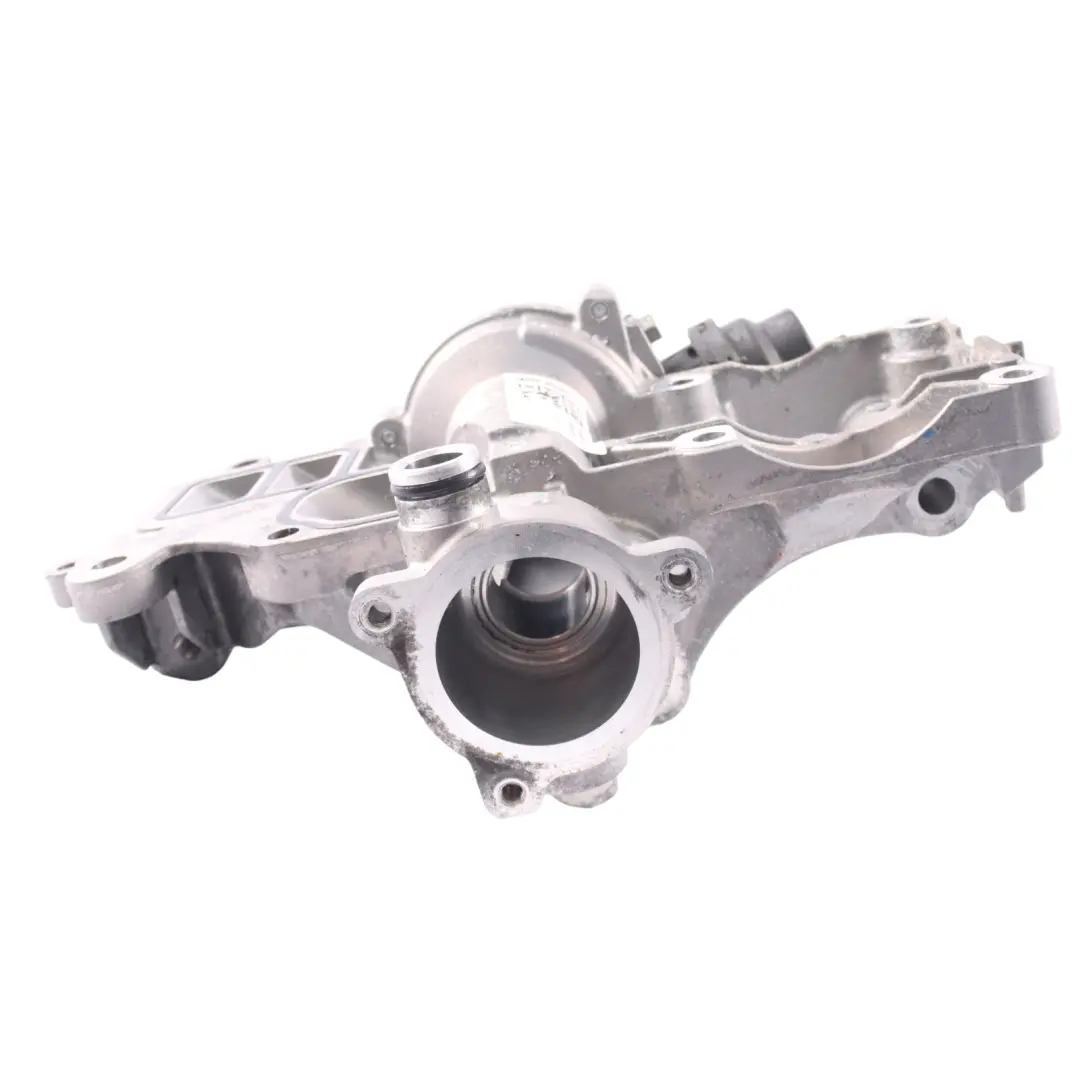 B47 Pompa Wody Obudowa Termostatu do BMW G20 G21 G30 G31 Diesel o numerze 8591718 BMW G20 G21 G30 G31 Diesel B47 Pompa Wody Obudowa Termostatu - SKU 8591718 - Numer Części 8591718