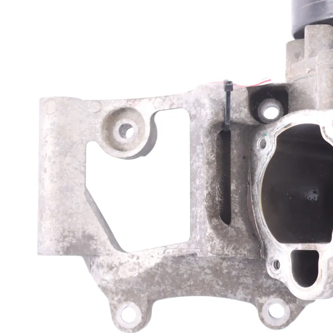 Water Pump Support Bracket Coolant Engine 2381337 to Mini Cooper F55 F56 F57 with Part number 8601366 Mini Cooper F55 F56 F57 Water Pump Support Bracket Coolant Engine 2381337 - SKU 8601366 - Part number 8601366