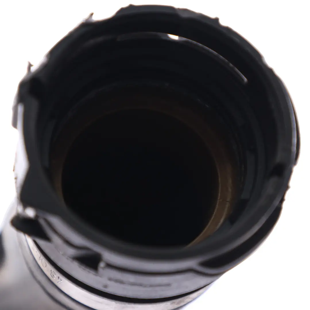 B58 Przewód Wąż Rura Chłodnicy do BMW G30 G31 G32 G11 o numerze 8602871 BMW G30 G31 G32 G11 B58 Przewód Wąż Rura Chłodnicy - SKU 8602871 - Numer Części 8602871