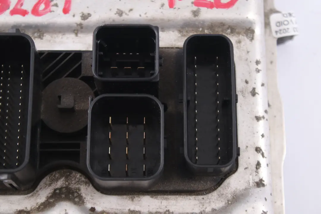 N20 245HP Engine Control Unit Module ECU DME Automatic to BMW F31 F34 328i with Part number 8610635 BMW F31 F34 328i N20 245HP Engine Control Unit Module ECU DME Automatic - SKU 8610635-2 - Part number 8610635