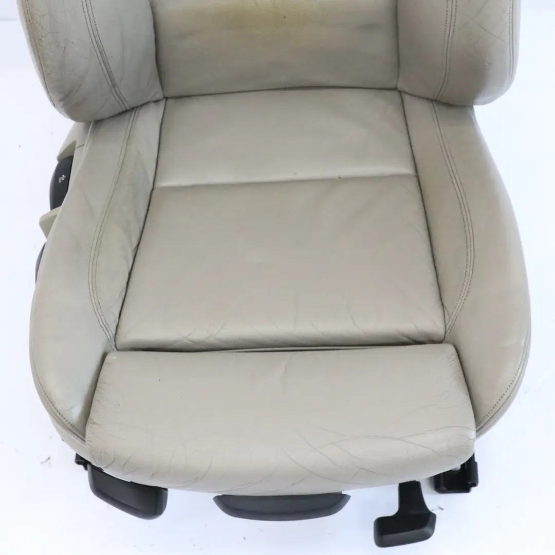 BMW E81 Przedni Prawy Fotel Podgrzewana Skóra Boston Beżowe Wnętrze - SKU 9124310-1 - Numer Części 9124310