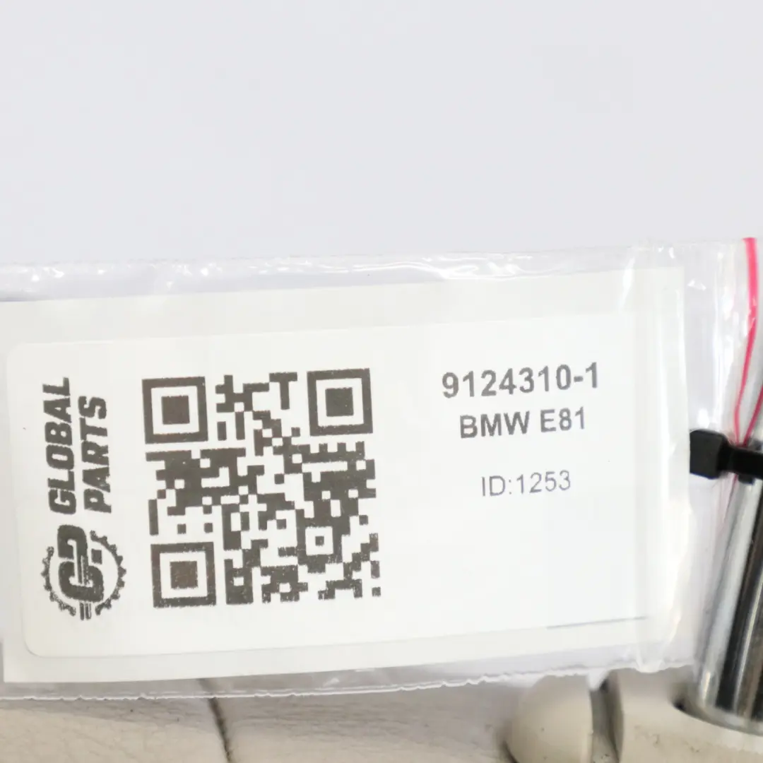 Sedile anteriore destro riscaldato in pelle Boston Beige per BMW E81 con numero di parte 9124310 BMW E81 Sedile anteriore destro riscaldato in pelle Boston Beige - SKU 9124310-1 - Numero di parte 9124310