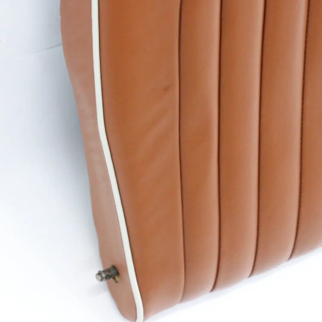 Trasero Derecho Respaldo del asiento de cuero English Malt Brown para Mini Cabrio R52 con número de pieza 9128626 Mini Cabrio R52 Trasero Derecho Respaldo del asiento de cuero English Malt Brown - SKU 9128626 - Número de pieza 9128626