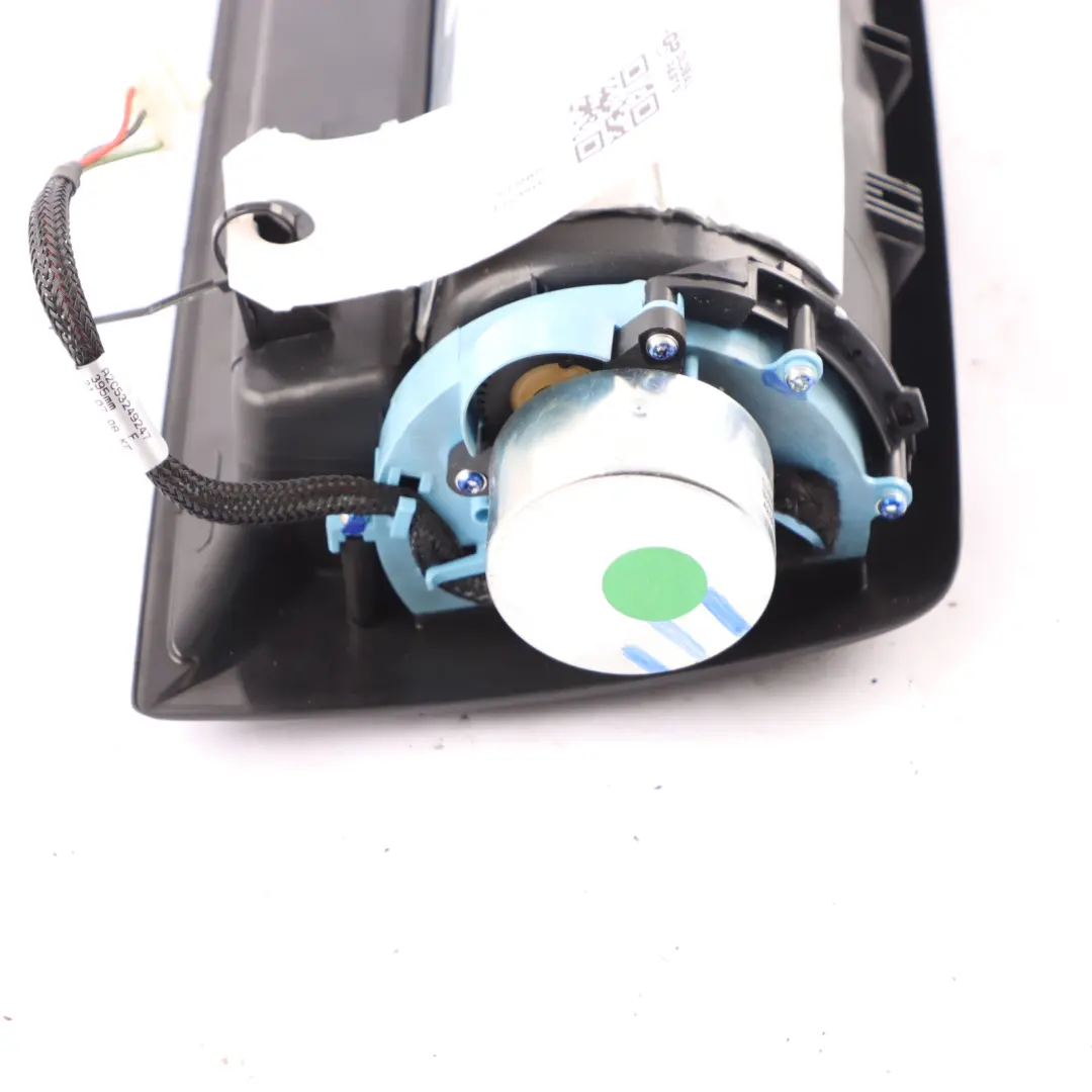 Boardmonitor Ecran central d'information Unité de contrôle pour BMW E81 E87 à propos du numéro de pièce 9166279 BMW E81 E87 Boardmonitor Ecran central d'information Unité de contrôle - SKU 9166279 - Numéro de pièce 9166279