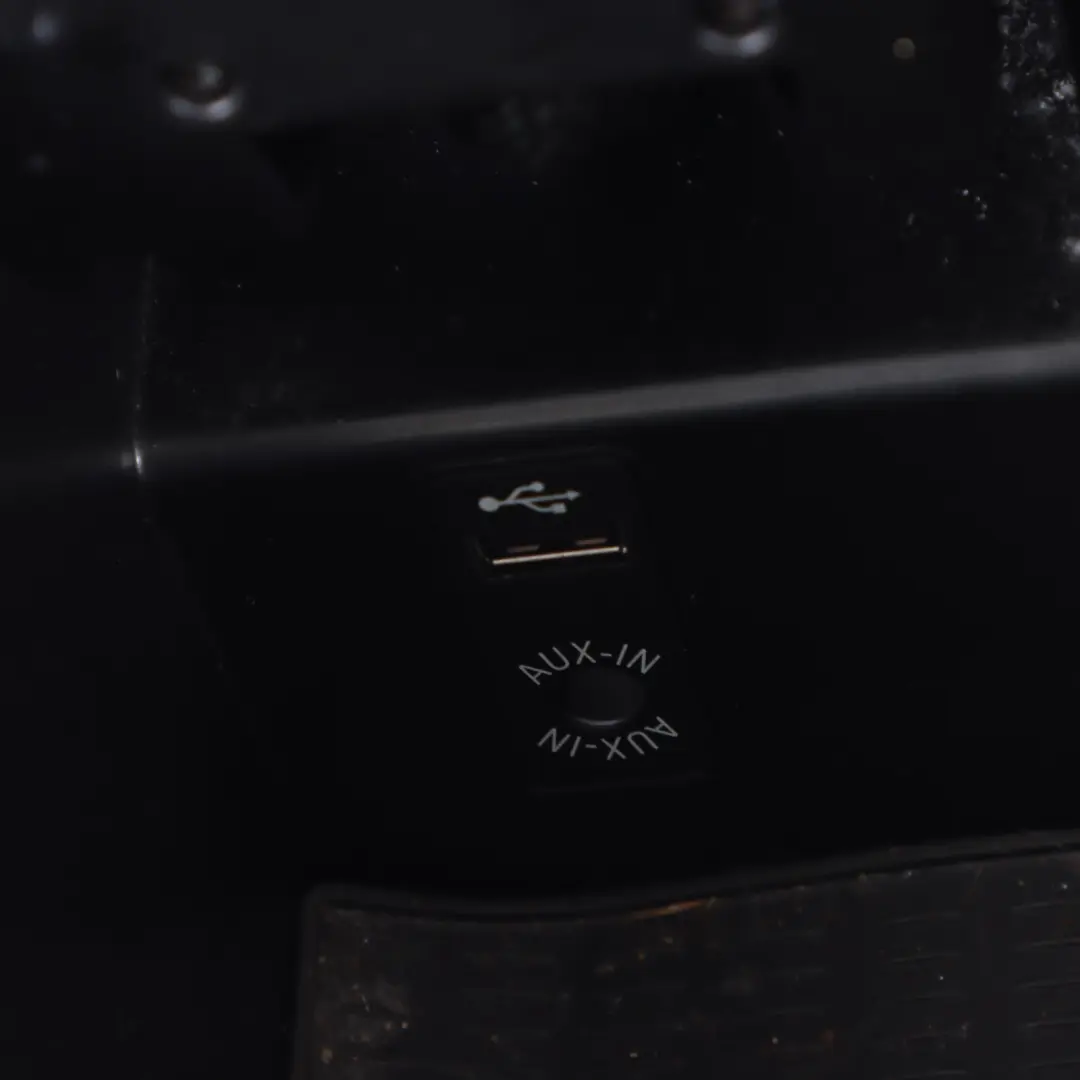 Phone Holder Eject Box Centre Console Armrest to BMW X3 F25 X4 F26 with Part number 9218936 BMW X3 F25 X4 F26 Phone Holder Eject Box Centre Console Armrest - SKU 9218936 - Part number 9218936