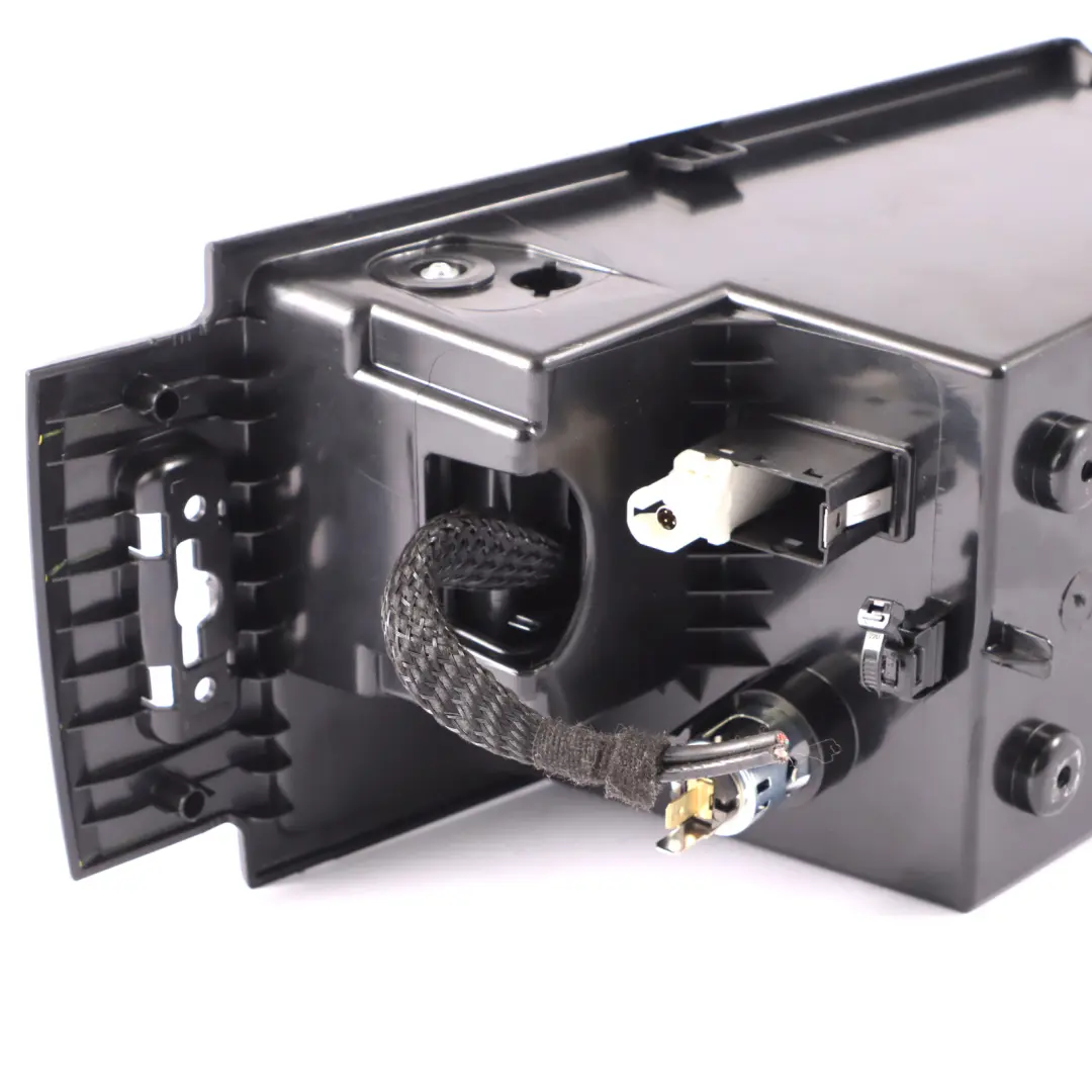 Support de téléphone Boîte d'éjection Accoudoir pour BMW X3 F25 X4 F26 à propos du numéro de pièce 9218936 BMW X3 F25 X4 F26 Support de téléphone Boîte d'éjection Accoudoir - SKU 9218936 - Numéro de pièce 9218936