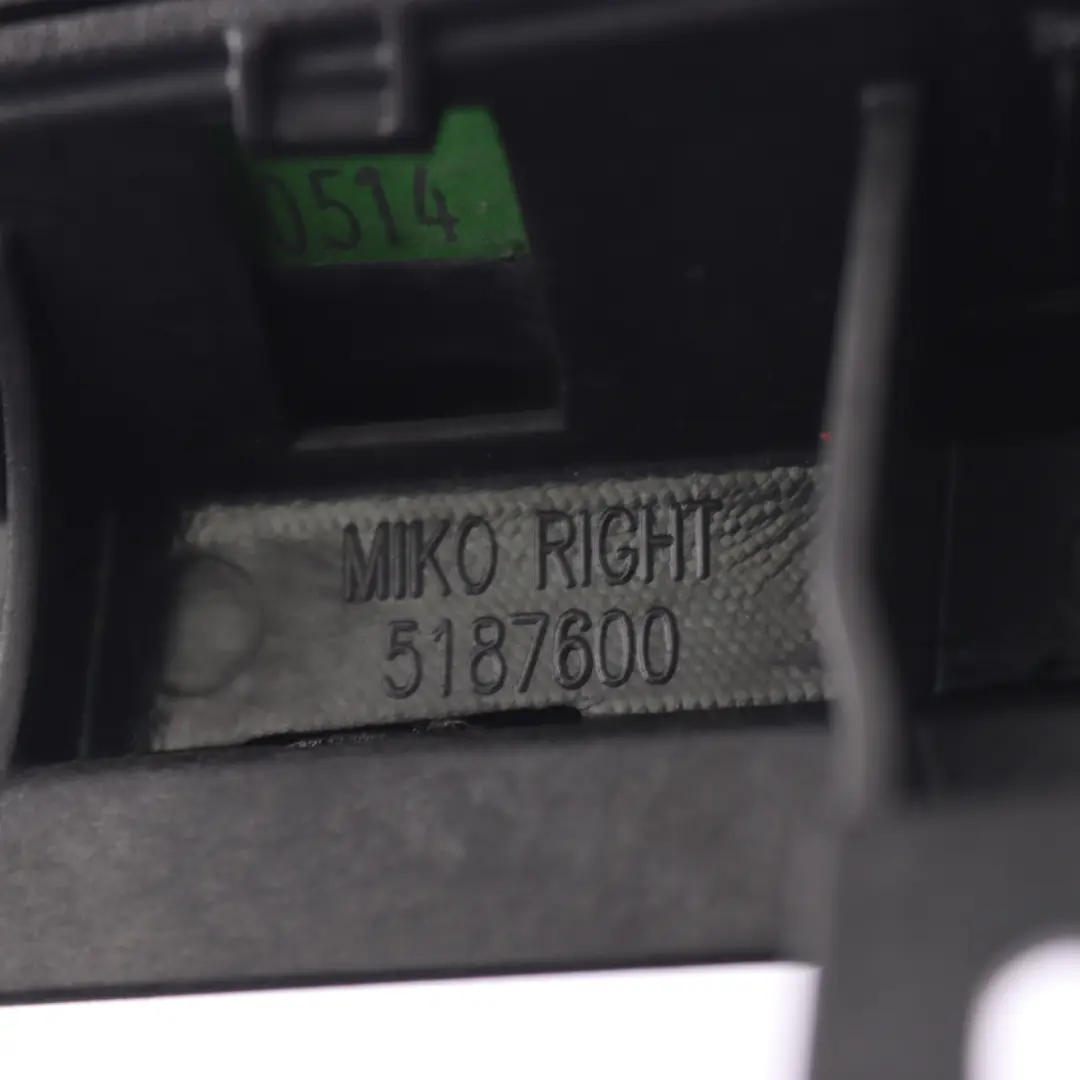 Console Centrale Tunel Trim Strip Droite Bois Chêne Fin pour BMW X5 F15 à propos du numéro de pièce 9285062 BMW X5 F15 Console Centrale Tunel Trim Strip Droite Bois Chêne Fin - SKU 9285062 - Numéro de pièce 9285062