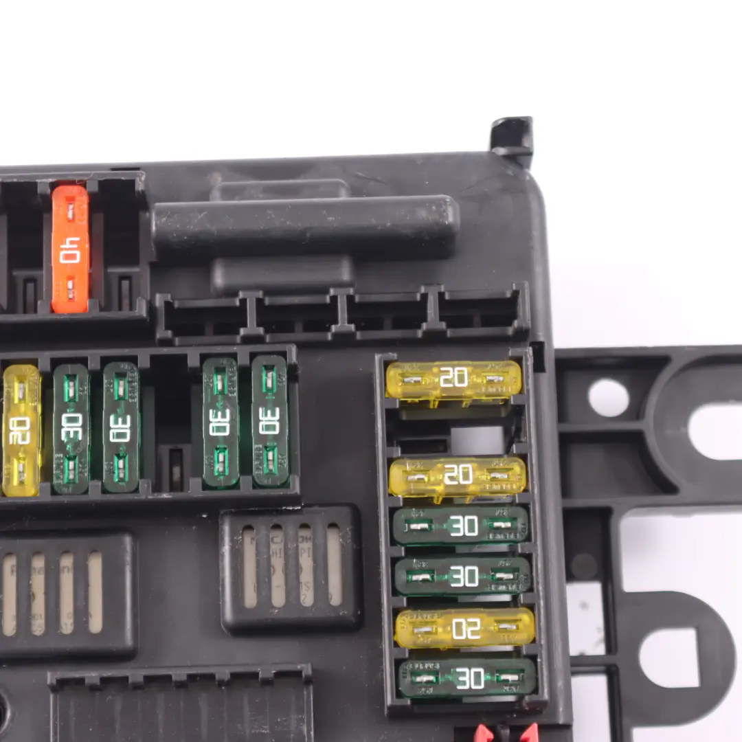 Sicherungskasten hinten Relaismodul Steuergerät für BMW X5 F15 mit Teilenummer 9316569 BMW X5 F15 Sicherungskasten hinten Relaismodul Steuergerät - SKU 9316569 - Teilenummer 9316569