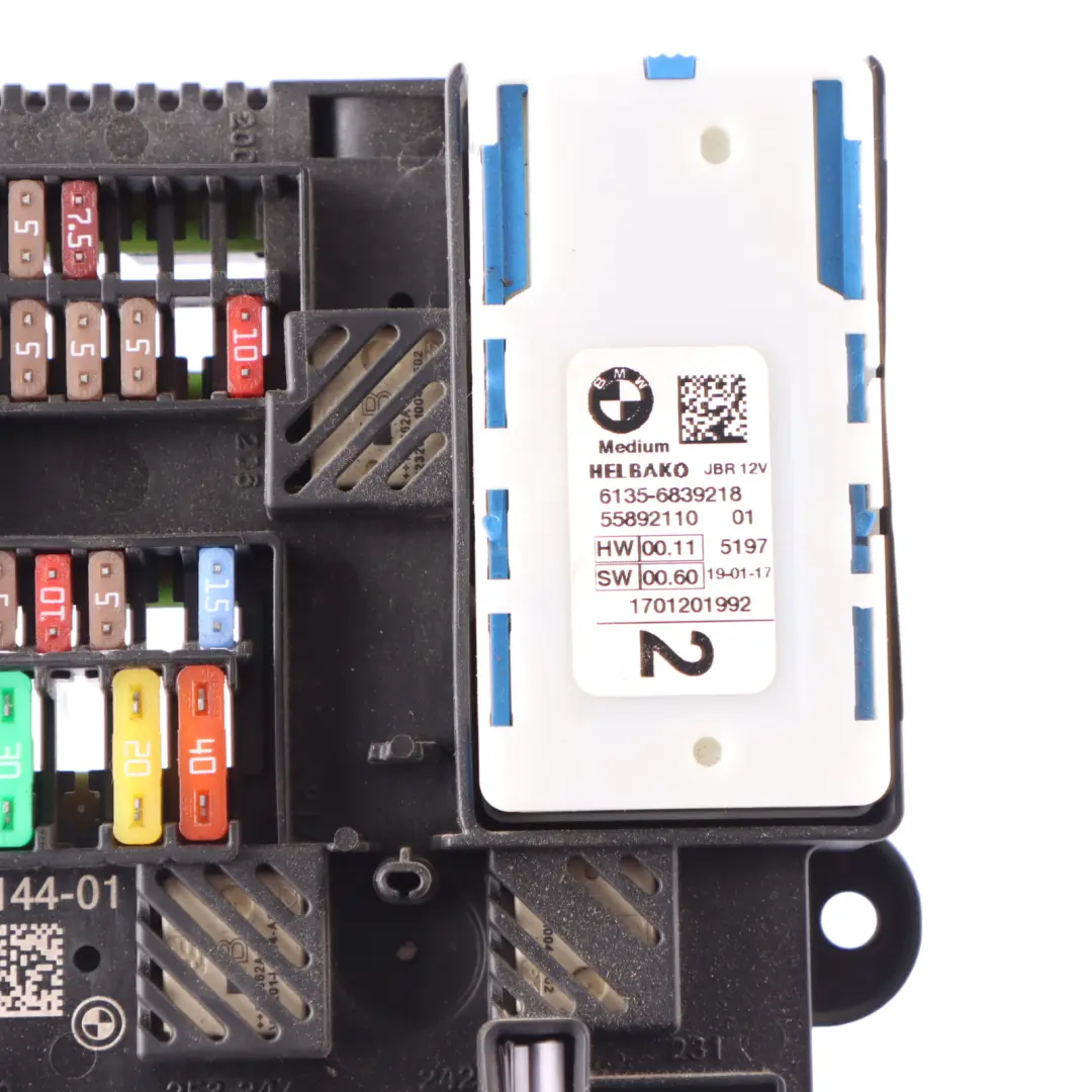 Caja Fusibles Distribución Eléctrica Unidad Caja Trasera para BMW G11 G30 con número de pieza 9393144 BMW G11 G30 Caja Fusibles Distribución Eléctrica Unidad Caja Trasera - SKU 9393144 - Número de pieza 9393144