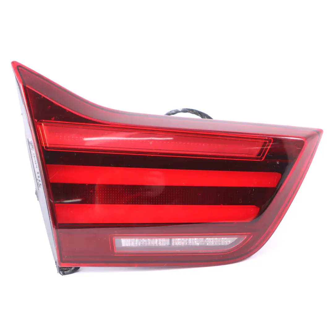 Fanale posteriore BMW F32 Black Line Lampada coperchio baule posteriore sinistra per con numero di parte 9491583 Fanale posteriore BMW F32 Black Line Lampada coperchio baule posteriore sinistra - SKU 9491583 - Numero di parte 9491583