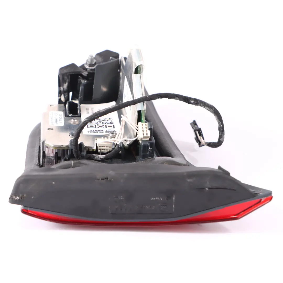 Feu arrière BMW F32 Black Line Lampe de couvercle coffre arrière gauche pour à propos du numéro de pièce 9491583 Feu arrière BMW F32 Black Line Lampe de couvercle coffre arrière gauche - SKU 9491583 - Numéro de pièce 9491583