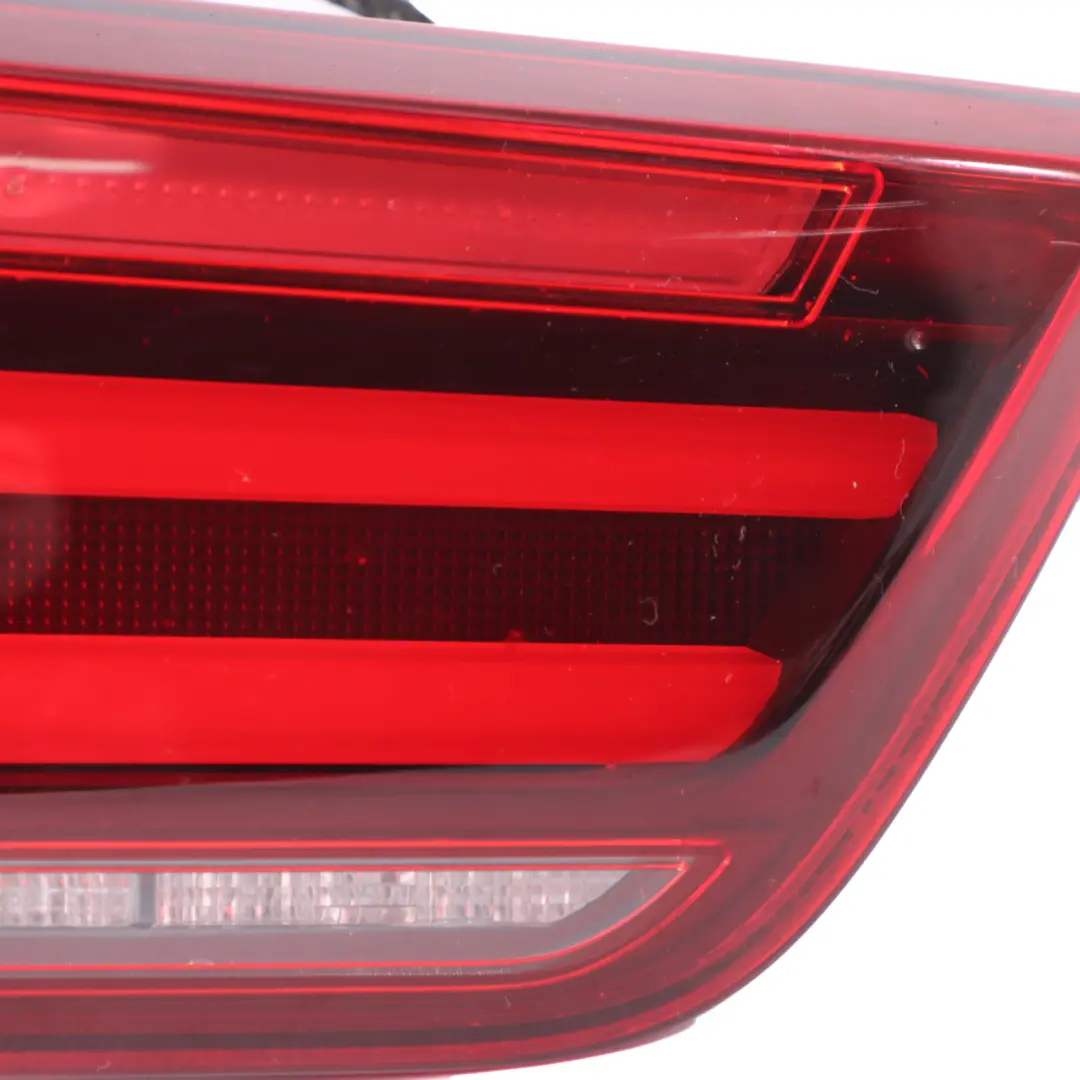 Fanale posteriore BMW F32 Black Line Lampada coperchio baule posteriore sinistra per con numero di parte 9491583 Fanale posteriore BMW F32 Black Line Lampada coperchio baule posteriore sinistra - SKU 9491583 - Numero di parte 9491583