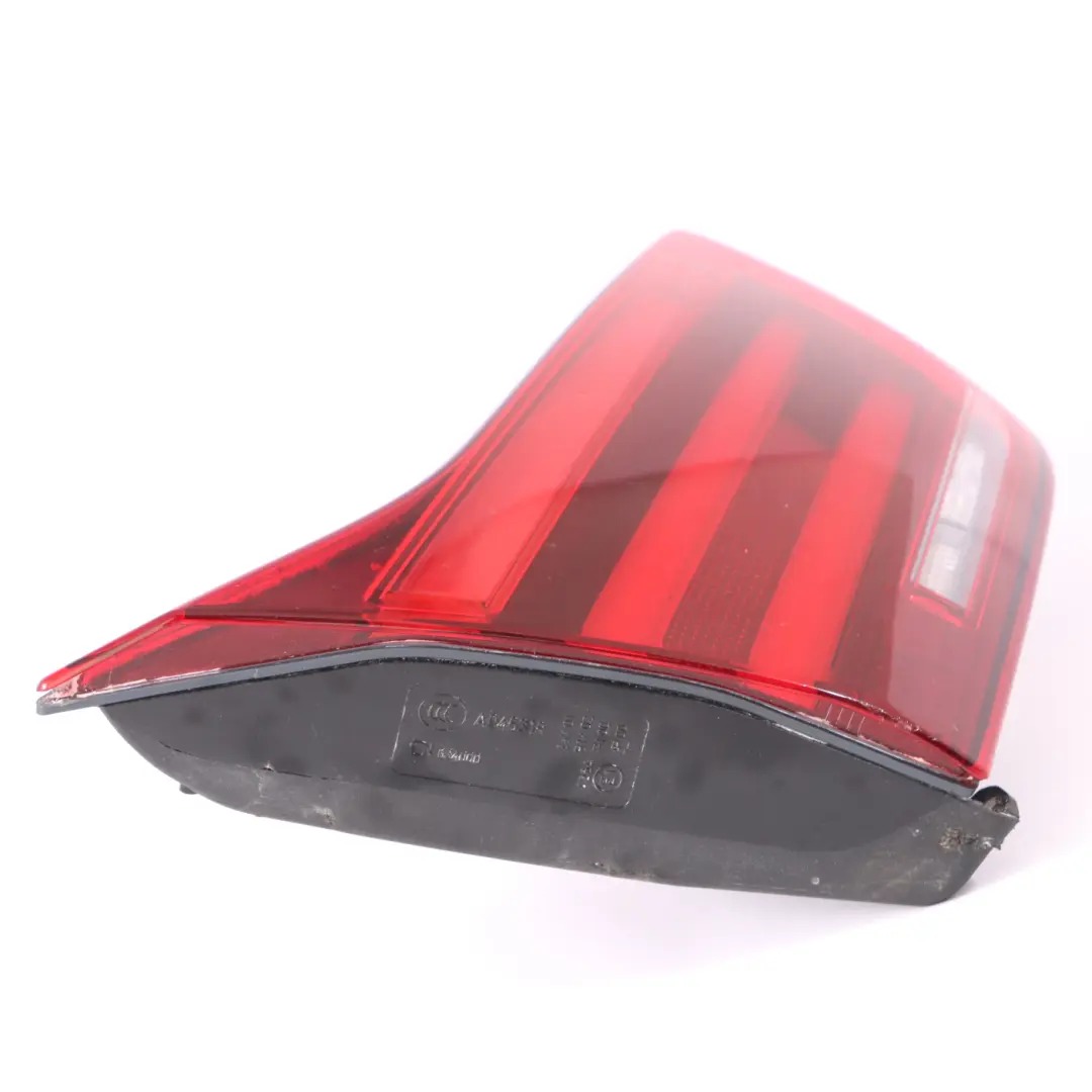 Feu arrière BMW F32 Black Line Lampe de couvercle coffre arrière gauche pour à propos du numéro de pièce 9491583 Feu arrière BMW F32 Black Line Lampe de couvercle coffre arrière gauche - SKU 9491583 - Numéro de pièce 9491583