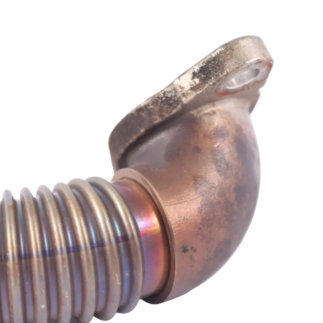 Tuyau de la vanne EGR pour Opel Vivaro B Renault Trafic III 1.6 dCi à propos du numéro de pièce 95517981 Opel Vivaro B Renault Trafic III 1.6 dCi Tuyau de la vanne EGR - SKU 95517981 - Numéro de pièce 95517981