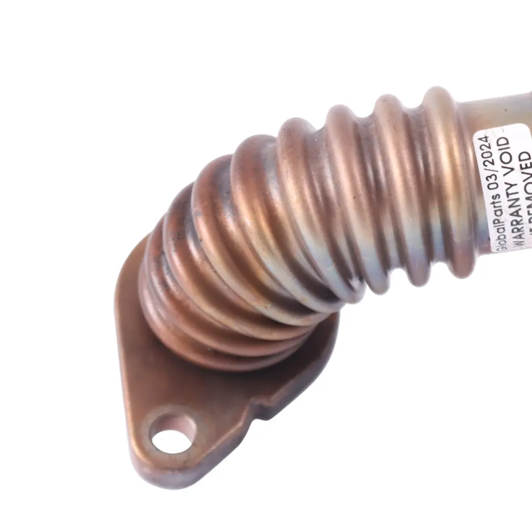 Tuyau de la vanne EGR pour Opel Vivaro B Renault Trafic III 1.6 dCi à propos du numéro de pièce 95517981 Opel Vivaro B Renault Trafic III 1.6 dCi Tuyau de la vanne EGR - SKU 95517981 - Numéro de pièce 95517981