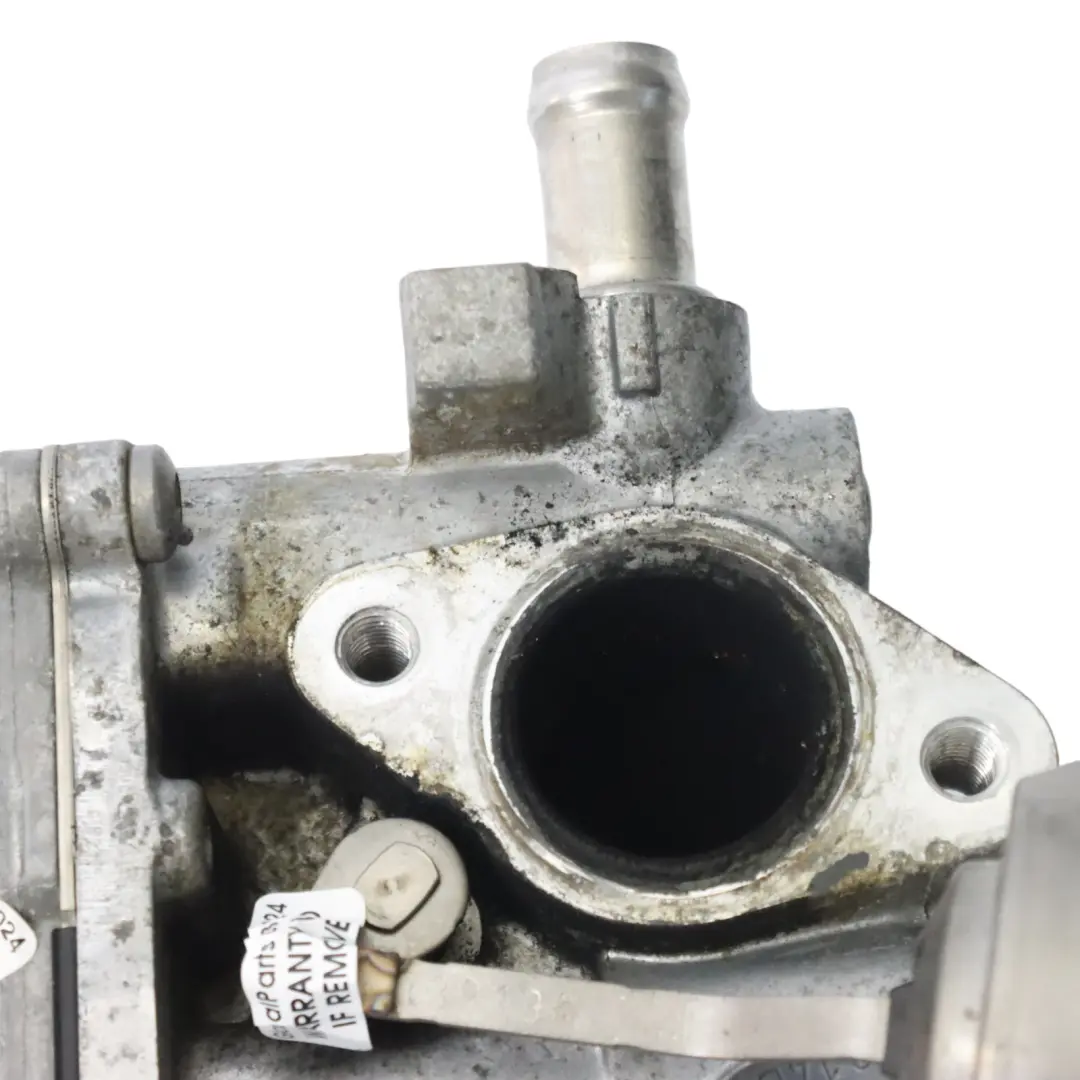 Valvola di ricircolo dei gas per Renault Trafic III Vivaro B 1.6 dCi EGR con numero di parte 95518281 Renault Trafic III Vivaro B 1.6 dCi EGR Valvola di ricircolo dei gas - SKU 95518281 - Numero di parte 95518281