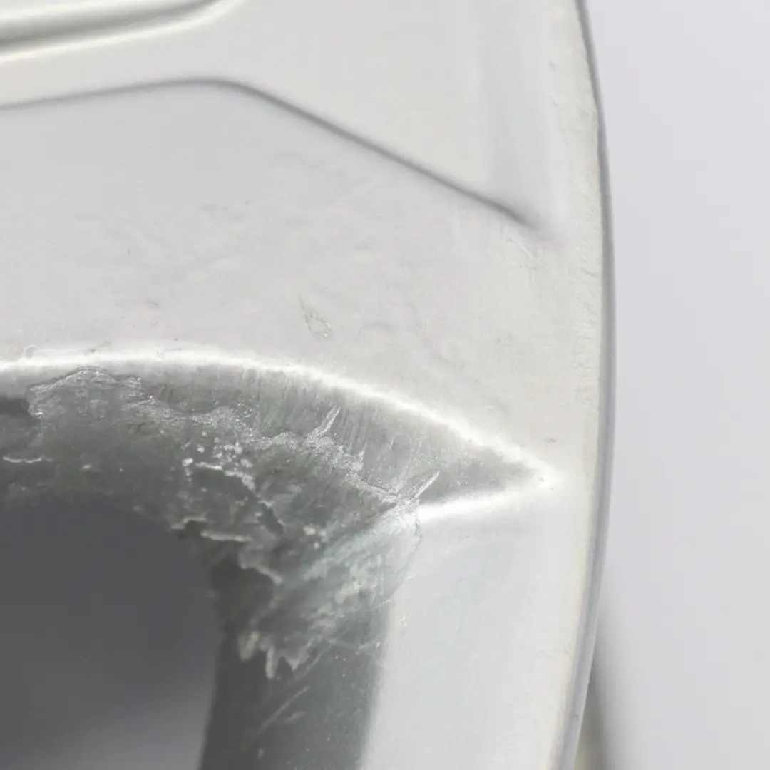 Citroen C3 C4 Silver Alloy Wheel Rim 16" ET:26 6,5J to with Part number 9650263980 Citroen C3 C4 Silver Alloy Wheel Rim 16" ET:26 6,5J - SKU 9650263980-2 - Part number 9650263980