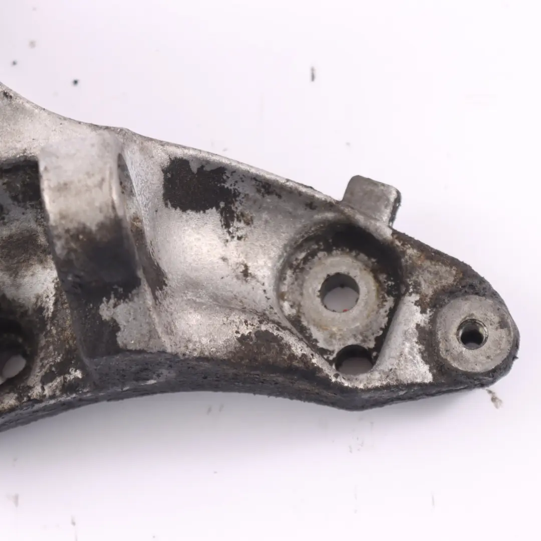 Citroen Peugeot Motorhalterung Lichtmaschinenhalterung für mit Teilenummer 9658199380 Citroen Peugeot Motorhalterung Lichtmaschinenhalterung - SKU 9658199380 - Teilenummer 9658199380